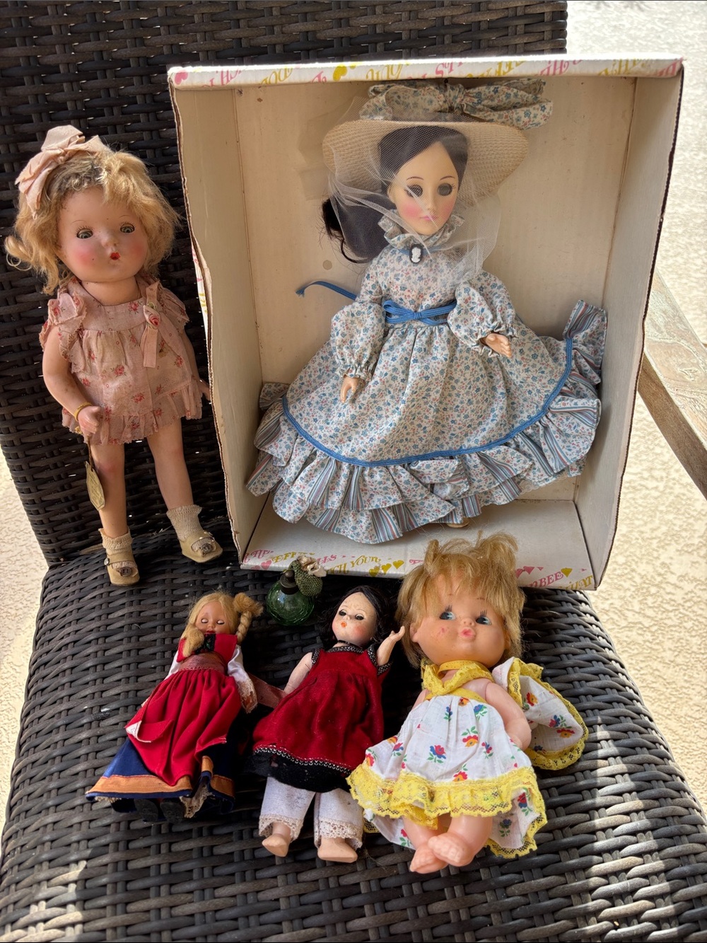 Vintage Madame Alexander/Betty, EFFANBEE lot plus vintage perfume bottle